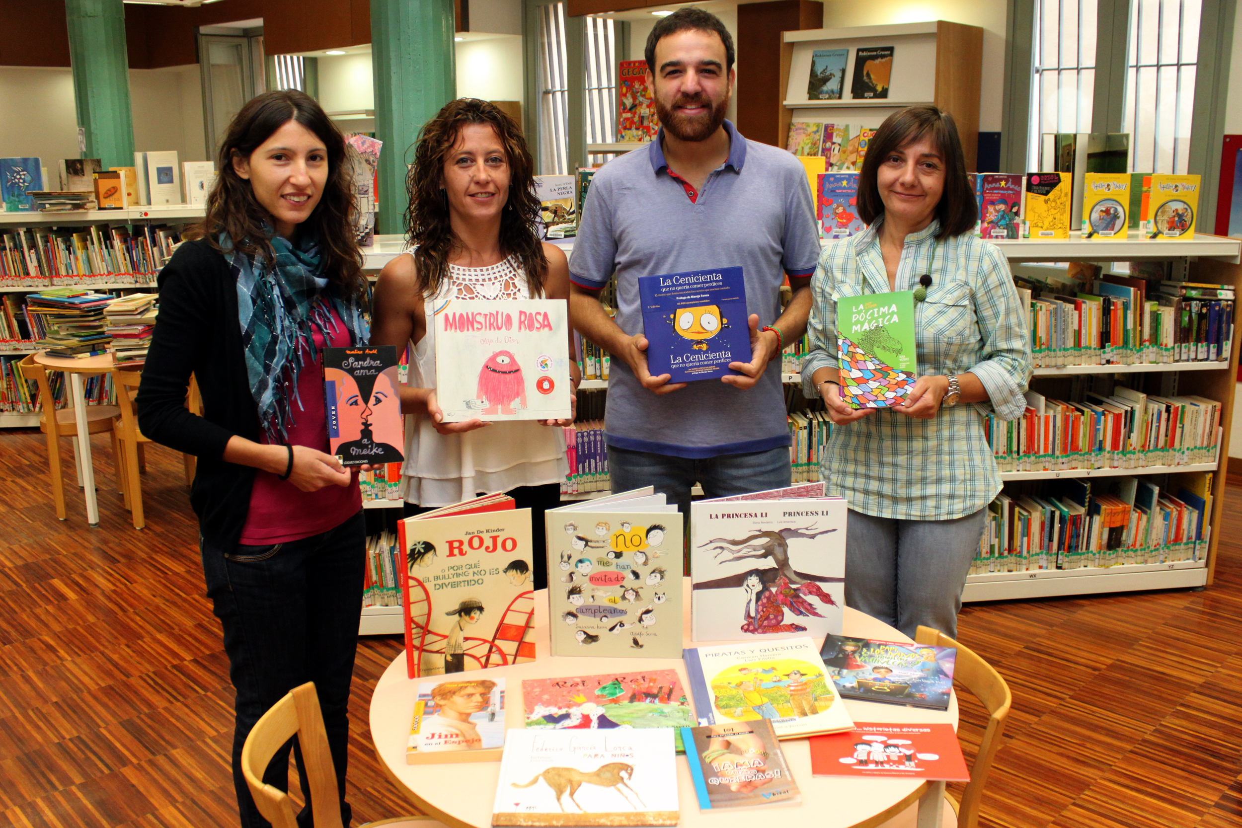 La Biblioteca de Tàrrega incorpora al seu fons llibres pedagògics que expliquen a infants i joves els nous models de família