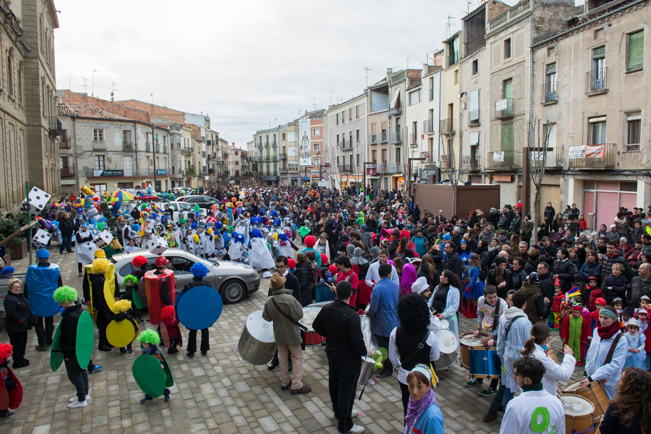 Èxit de participació al renovat Carnaval de Cervera