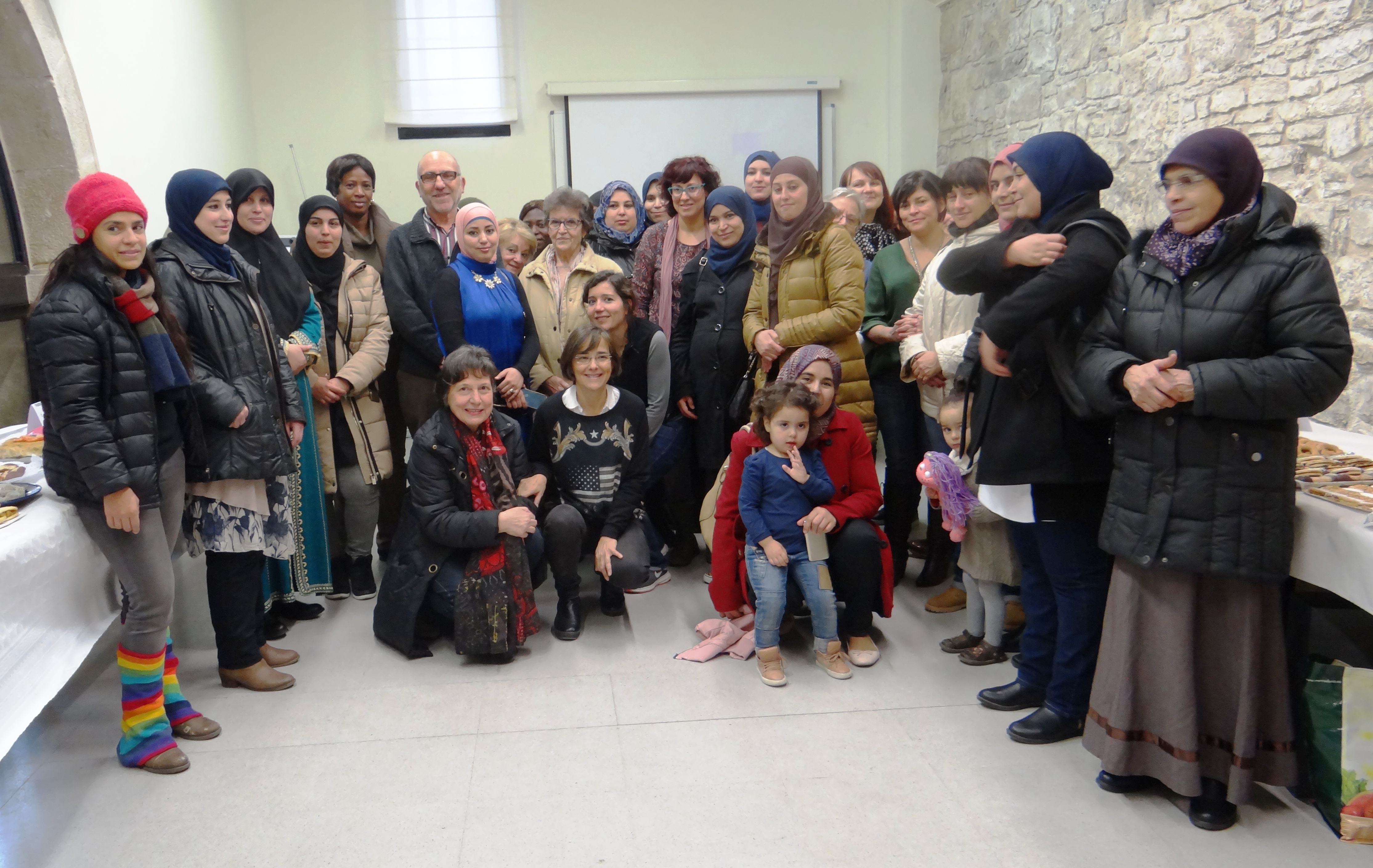 Concurs de receptes del món amb els alumnes  i voluntaris del Consorci per a la Normalització Lingüística de Tàrrega