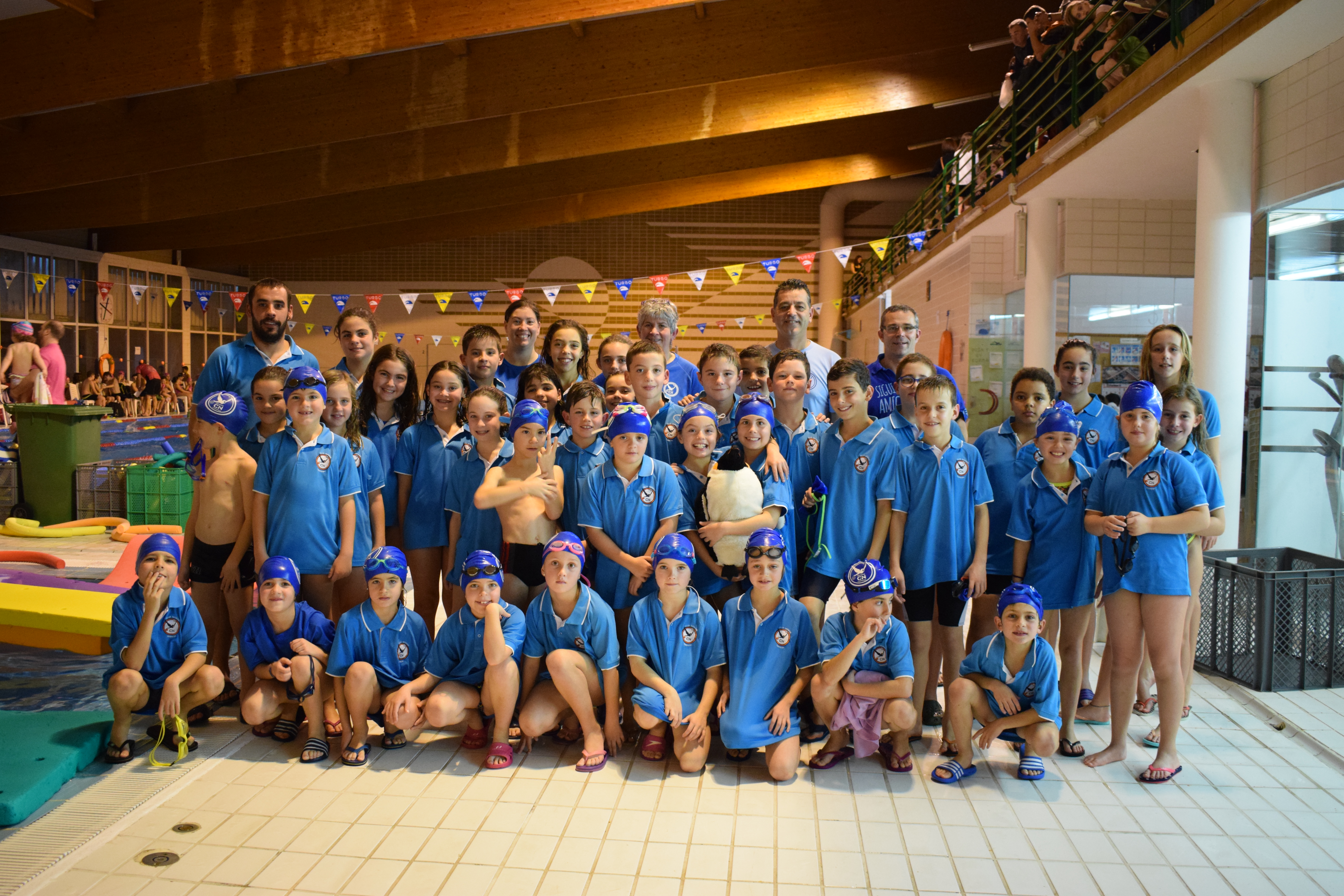 Els Benjamins i Prebenjamins del Club Natació Tàrrega competeixen a Mollerussa