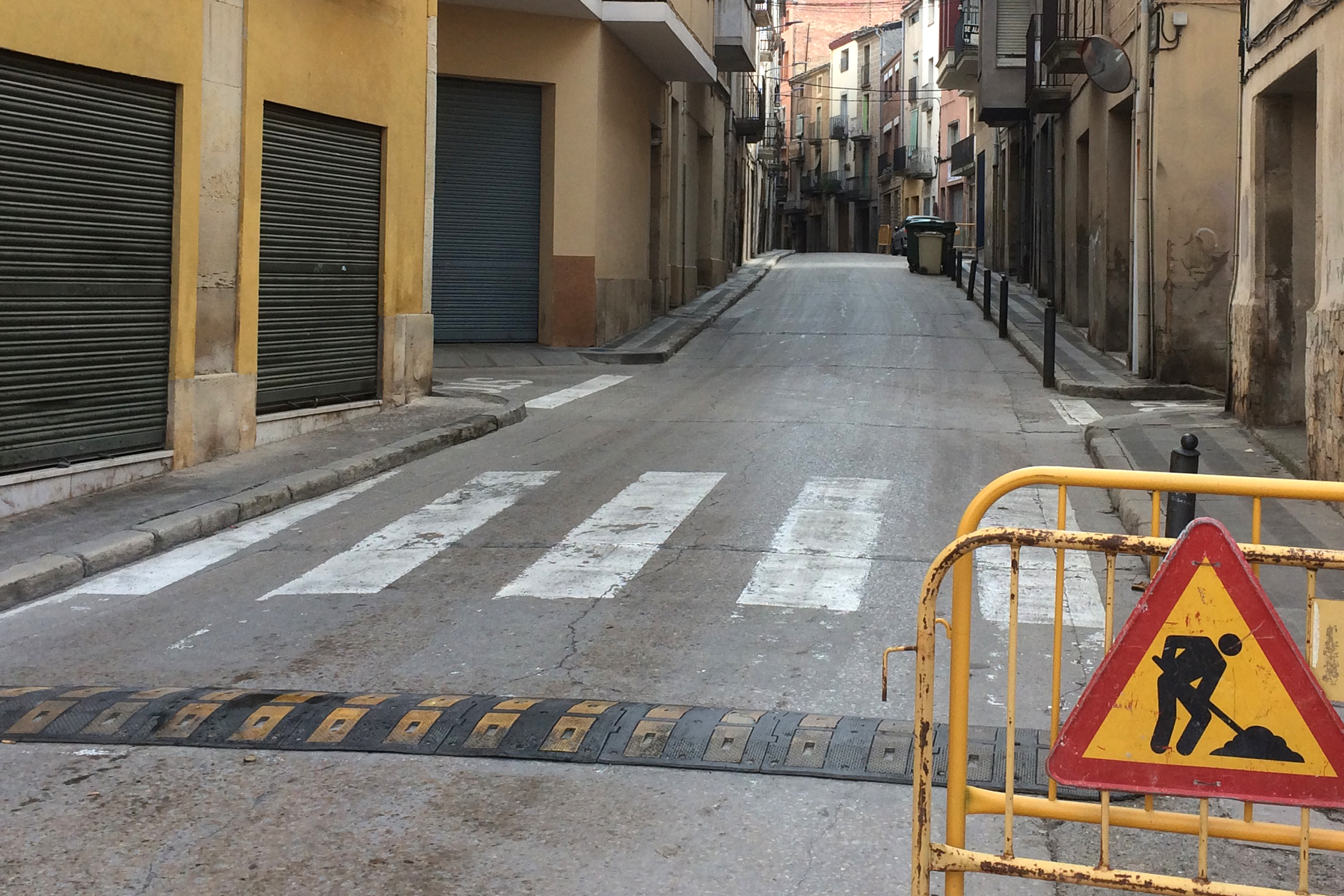 Tàrrega aplicarà restriccions de trànsit al nucli antic mentre durin les obres de renovació del carrer Urgell