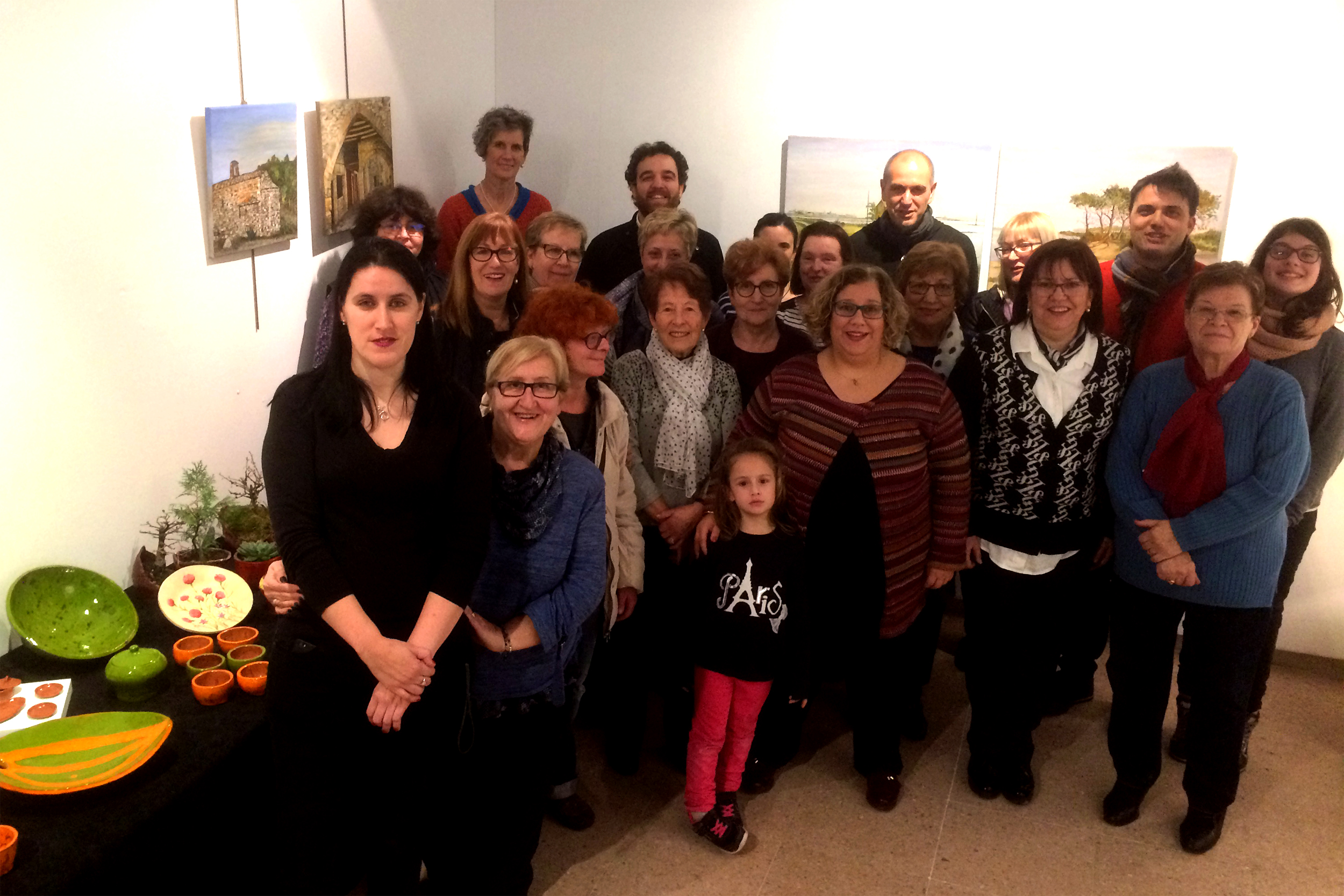 Mostra de manualitats i artesania de les Dones Arrel de Tàrrega a la Sala Marsà