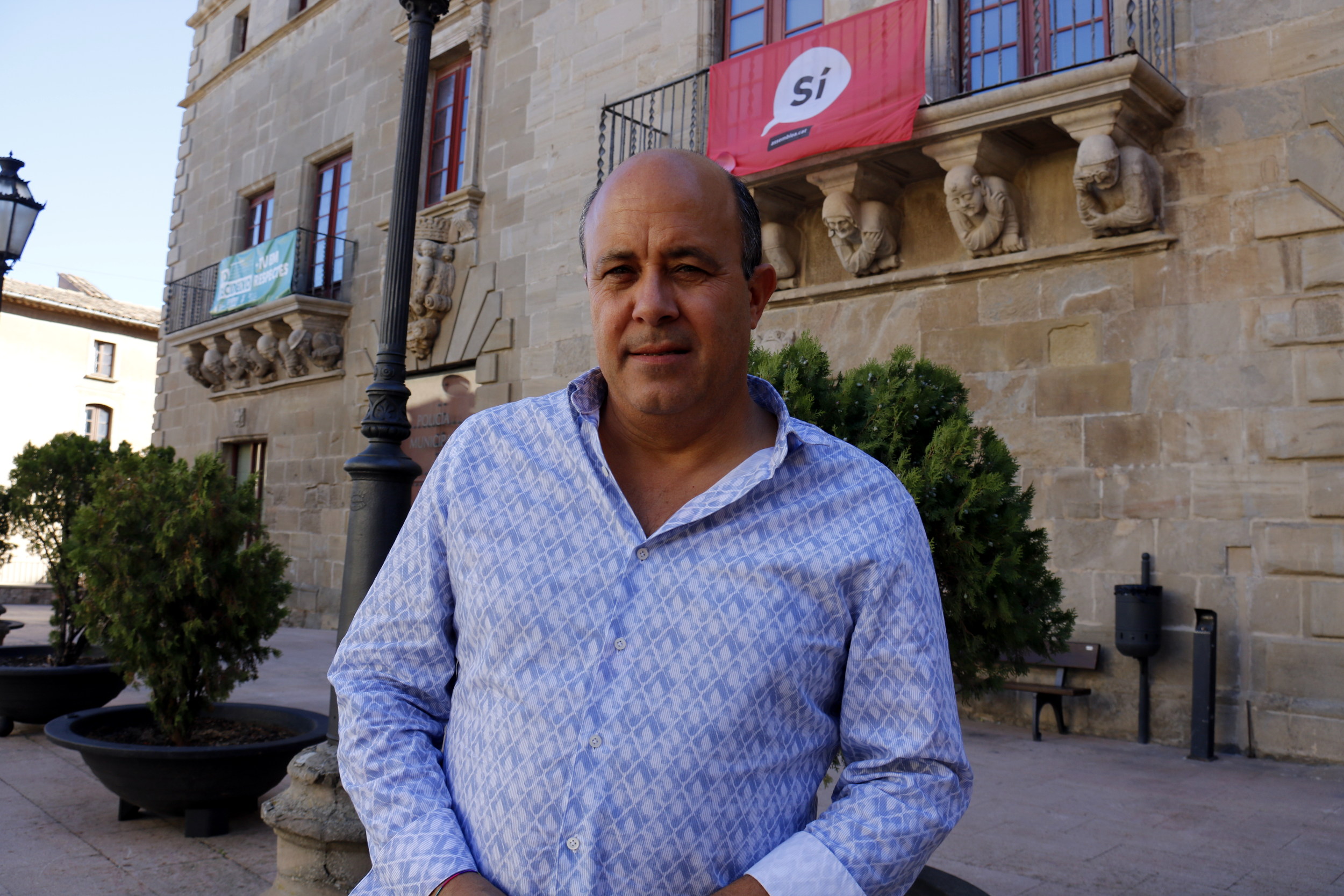 L’alcalde de Cervera diu que continuaran donant suport als símbols que demanen l’alliberament dels presos