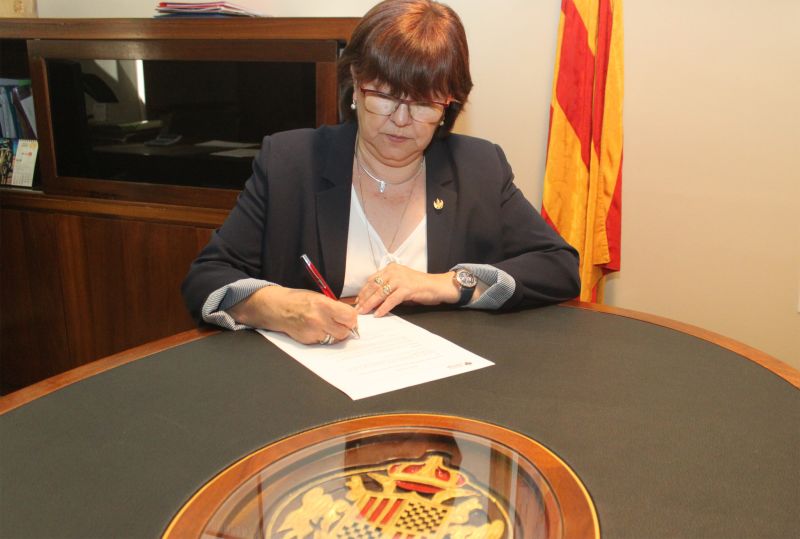 La policia judicial es persona a l’Ajuntament de Tàrrega per reclamar una còpia del decret de suport al referèndum