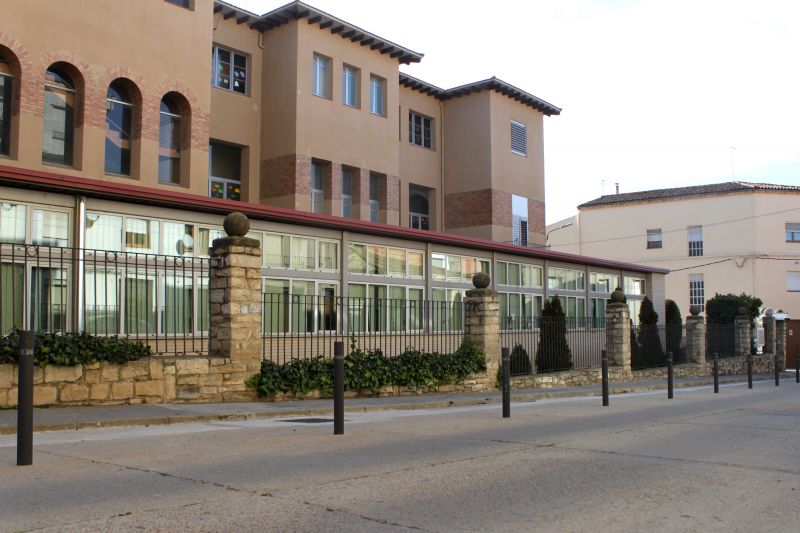 L’Ajuntament de Tàrrega ampliarà la vorera del carrer de Ramon y Cajal per a millorar l’accés al col·legi Jacint Verdaguer