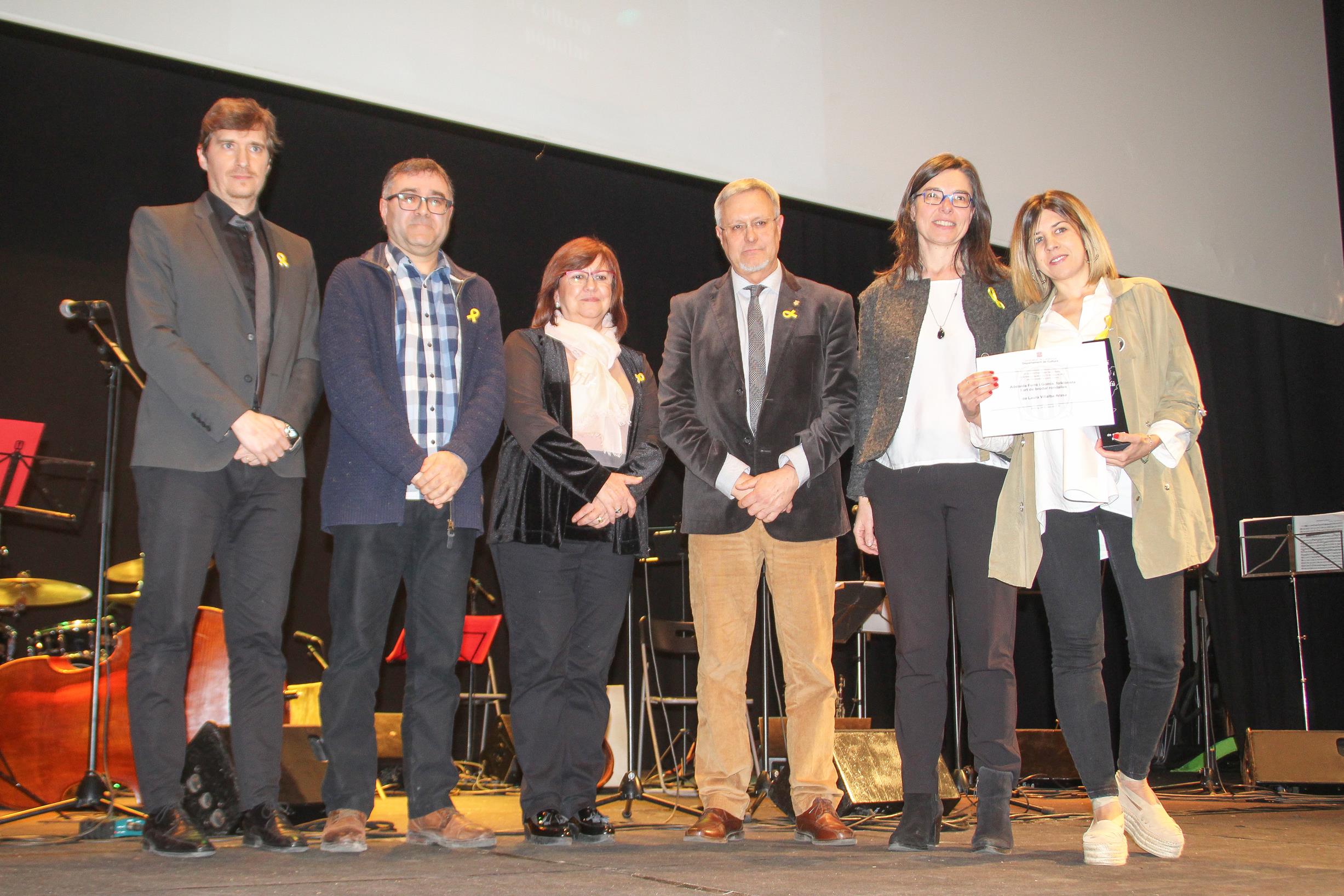 Laura Villalba guanya el 33è Premi Valeri Serra de Cultura Popular amb l’obra “Adelaida Ferré i Gomis: L’ART DE BRODAR RONDALLES