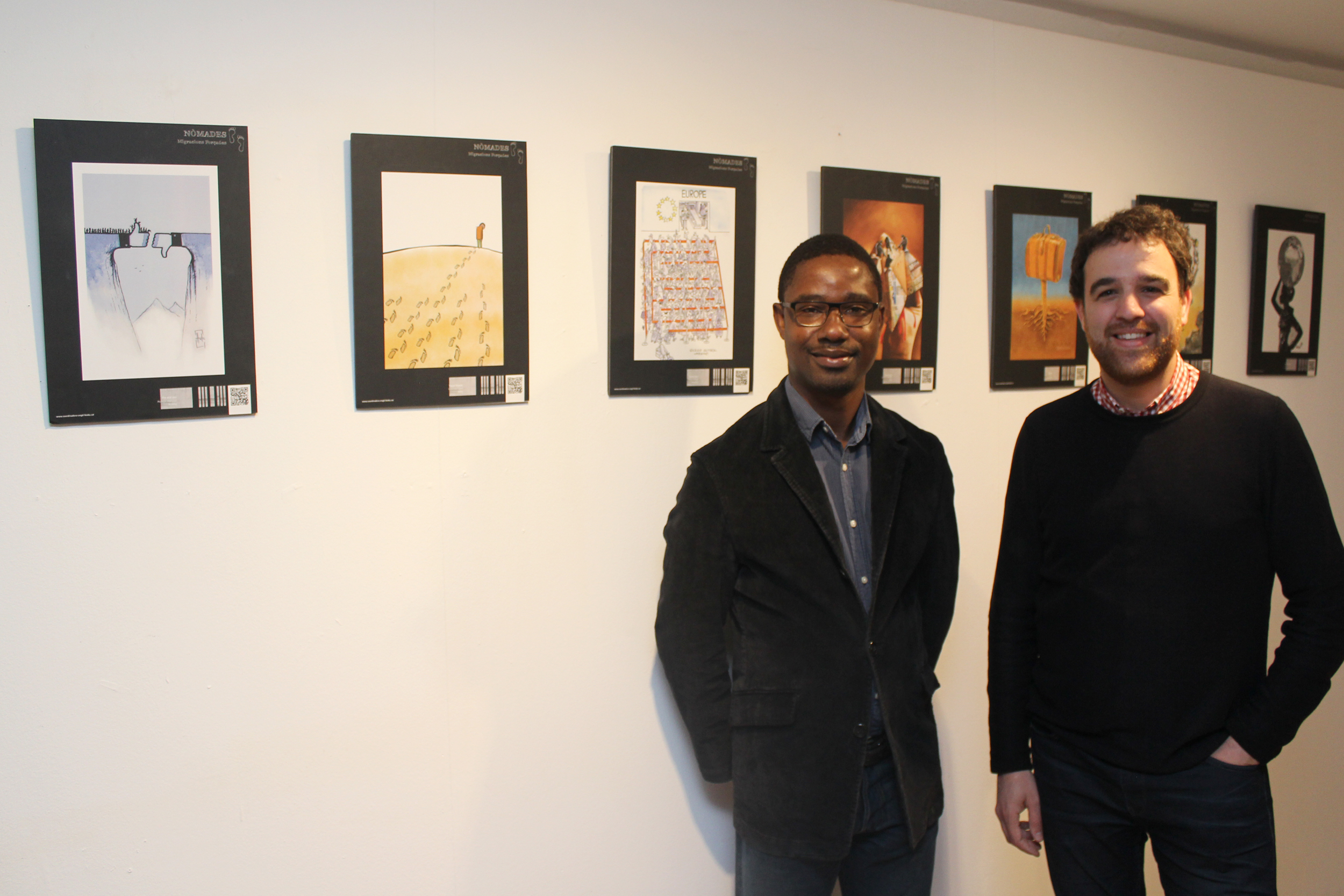 Tàrrega exhibeix obres d’art gràfic d’arreu del món que sensibilitzen sobre la xacra de les migracions forçades   