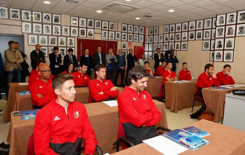 El targarí Joan Capdevila es forma per ser entrenador