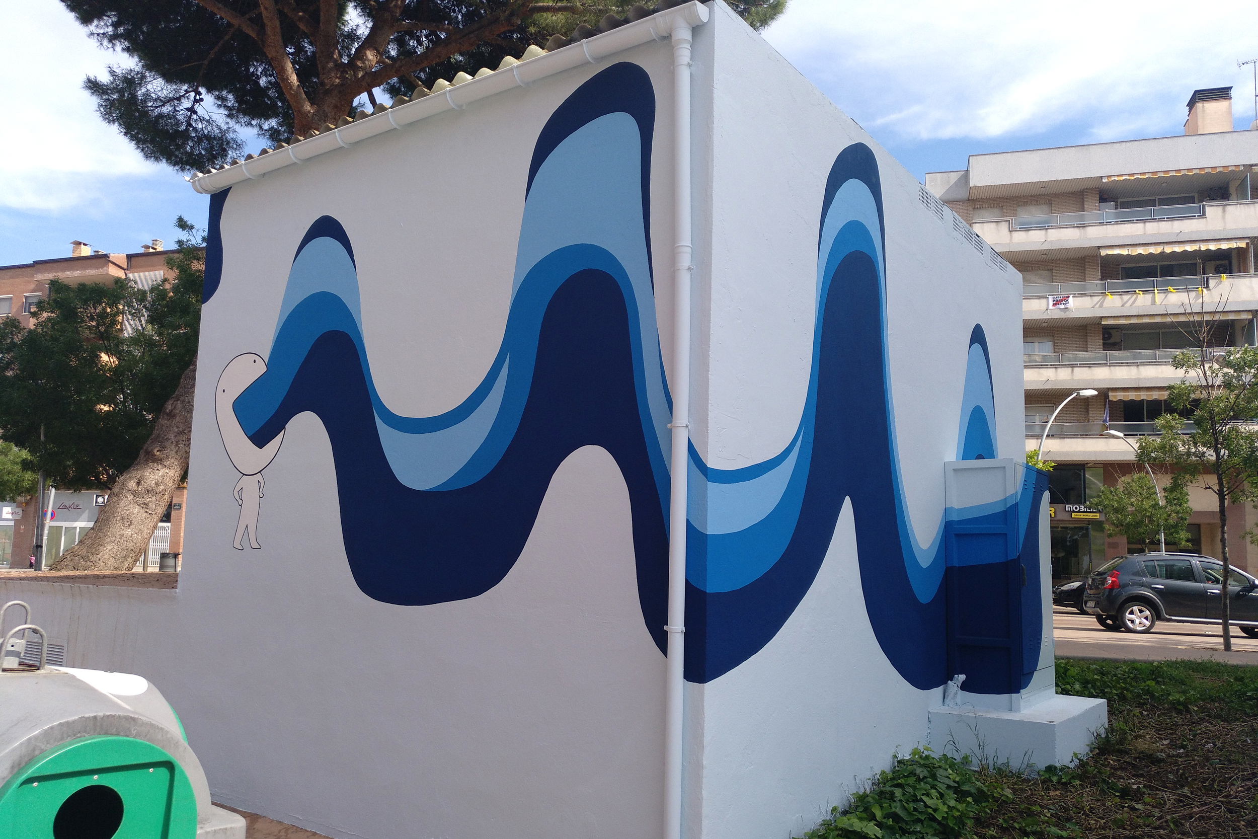 Tàrrega arranja amb art urbà la caseta de bombeig d’aigua situada al Raval del Carme