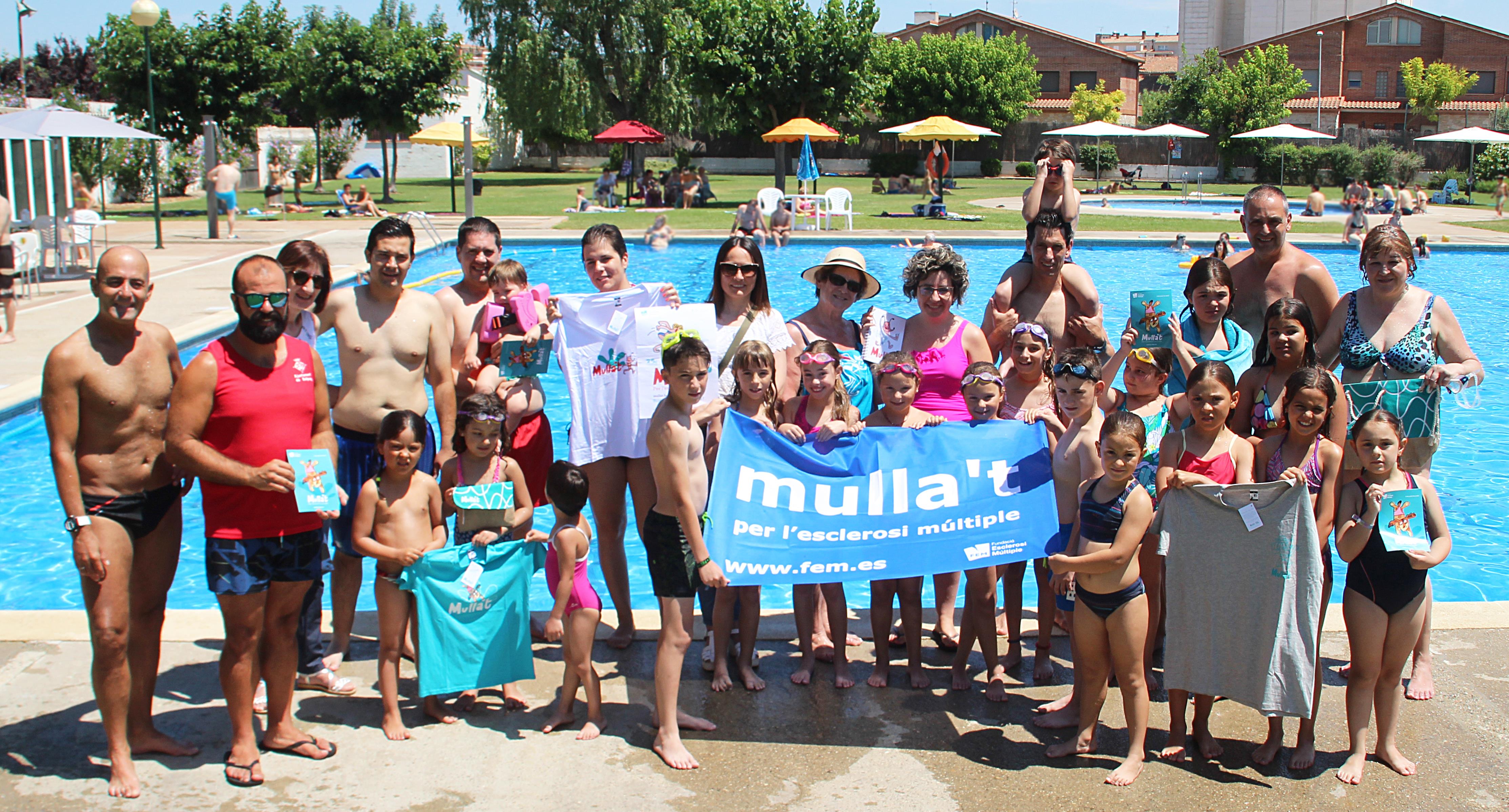 Les piscines municipals de Bellpuig  participen en el 25è aniversari  de la campanya “MULLA’T PER L’ESCLEROSI MÚLTIPLE”
