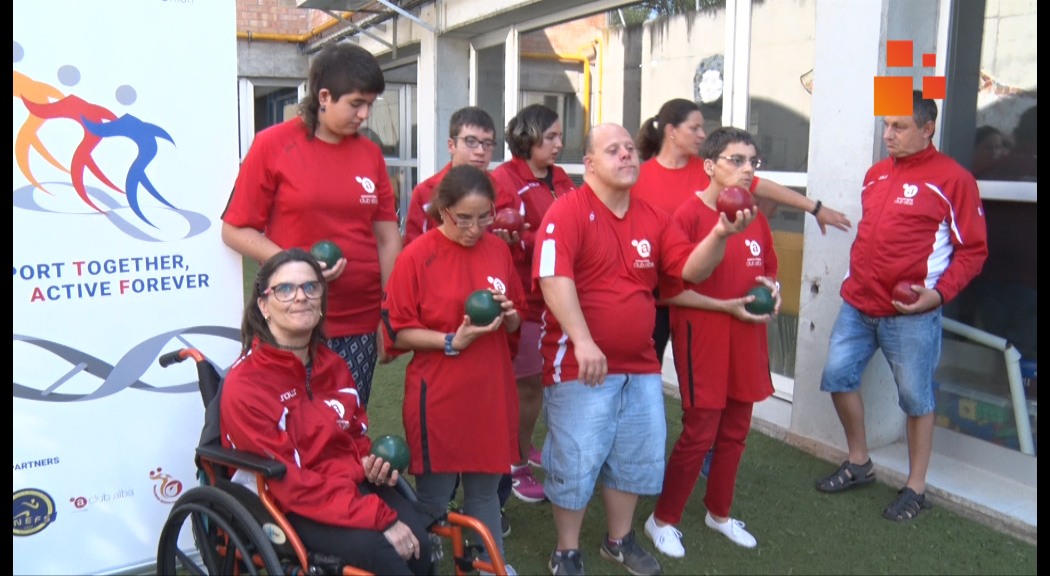 L’Associació Alba introdueix un nou esport dirigit a persones que habitualment no poden competir