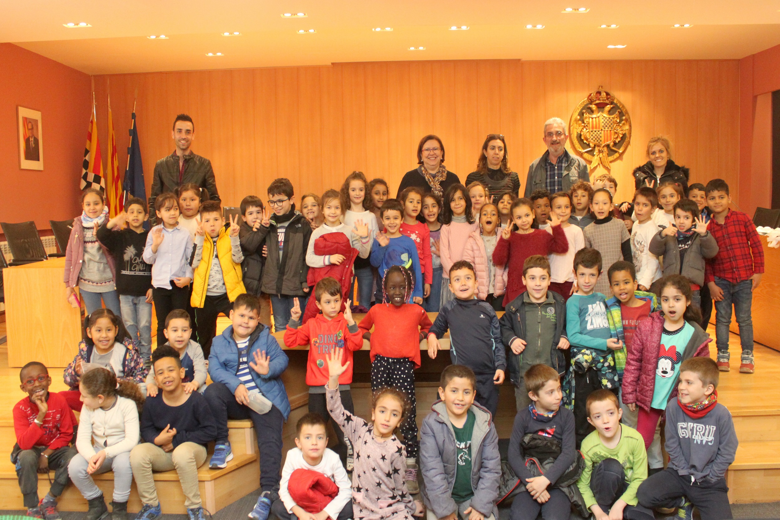 L’Ajuntament de Tàrrega rep la visita d’alumnes del Col•legi Sant Josep – Vedruna de la ciutat
