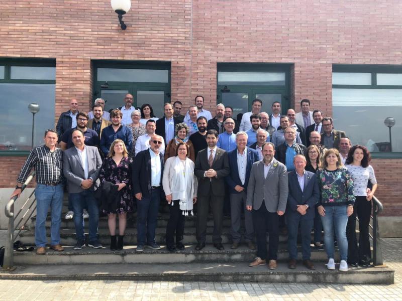 190507 Foto El conseller Jordi Puigner&oacute; es reuneix amb alcaldes i caps de llista de Junts per Catalunya (2)