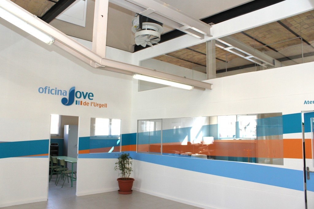 ARXIU  Imatge de l'Oficina Jove de l'Urgell a Tàrrega (2)
