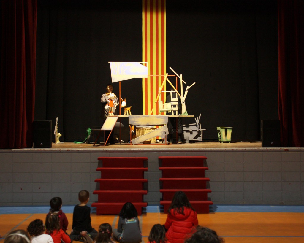 Cloenda Parc de Nadal de Bellpuig Espectacle de titelles KISSU