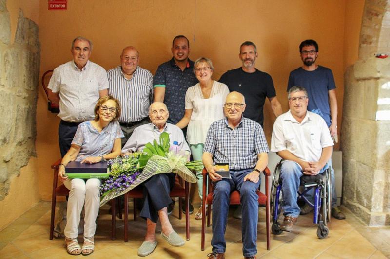 Homenatge a un ve&iacute; centenari de Bellpuig 3