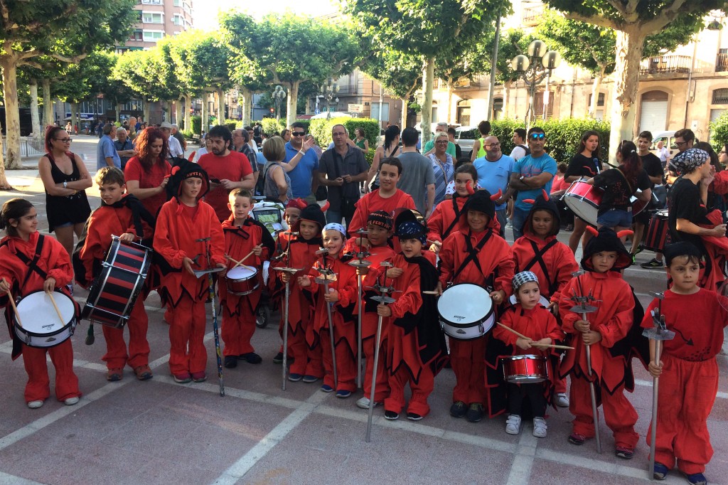 IMATGE D'ARXIU · Colla infantil dels Diablets de BAT