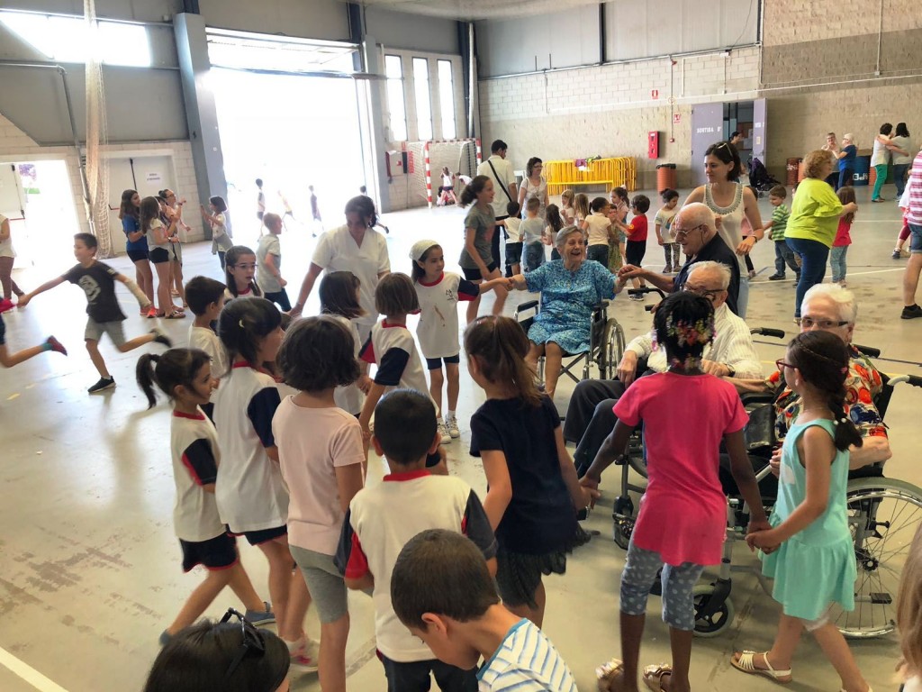 Interaccions dels avis amb els nens (1)