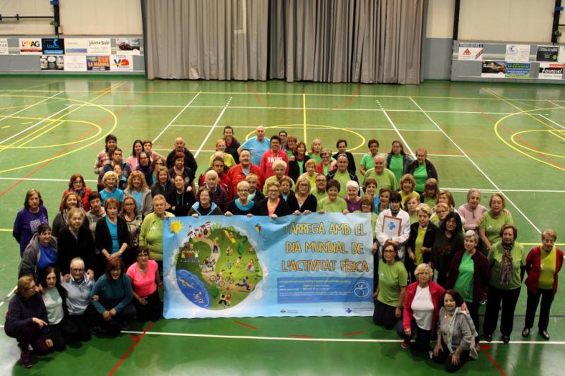Participants avui al Dia Mundial de l'Activitat F&iacute;sica a T&agrave;rrega
