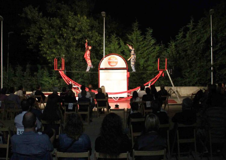 El duo Mortelo & Manzani inauguren a Altet el  cicle estival d’arts escèniques