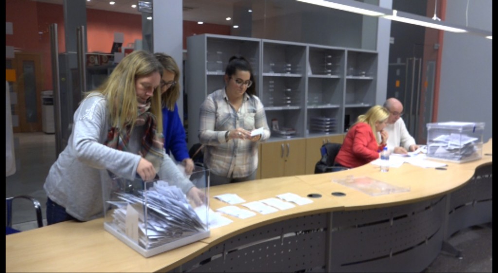 eeeeeeeeeeeeeeeeeeeeeeeeeeee