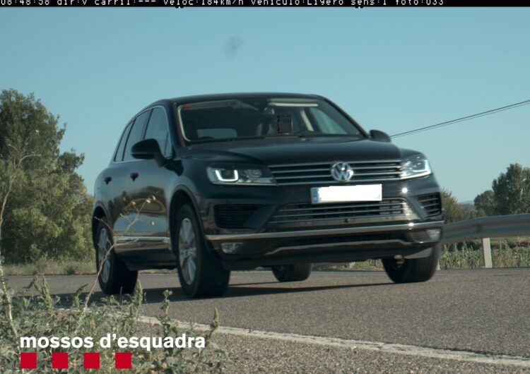 Els Mossos d’Esquadra denuncien penalment un conductor que circulava a 184 km/h per la C-14 a Agramunt (Urgell)