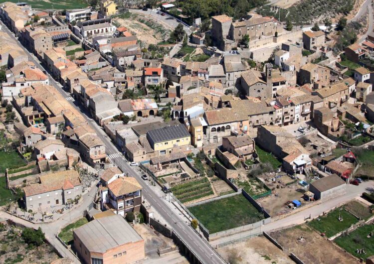 Els Mossos d’Esquadra detenen cinc homes a Cervera per robatoris en diverses empreses de l’Urgell