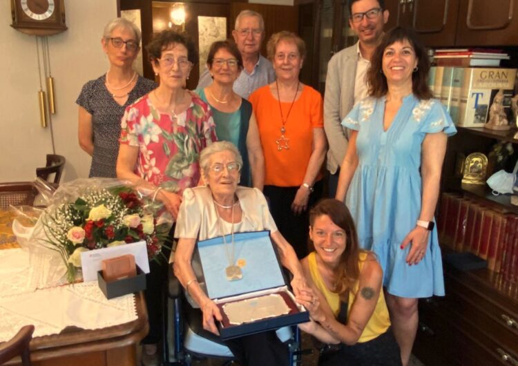 Tàrrega felicita l’Anna Palou Cucurull amb motiu del seu 100è aniversari
