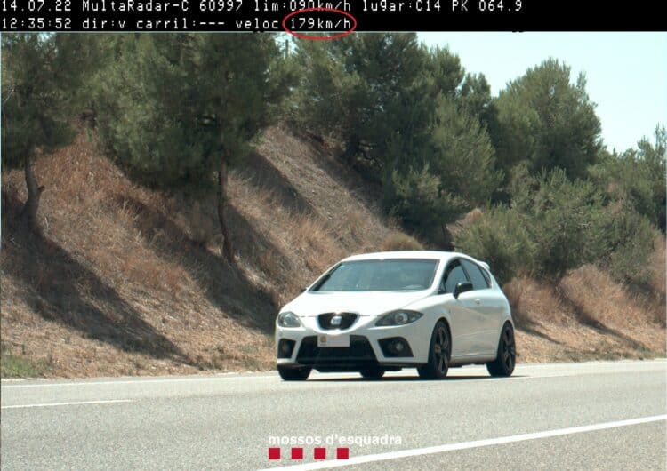 Denunciat penalment un conductor a Verdú (Urgell)  que circulava a 179 Km/h en un lloc on la velocitat màxima era de 90 Km/h