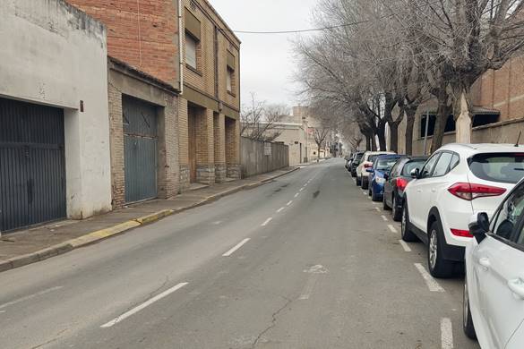 L’Ajuntament de Tàrrega inicia les obres de millora de l’avinguda de Balaguer, on s’ampliarà la vorera sud