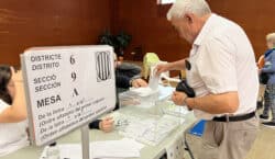 La participació en les eleccions del 12-M a les 13…