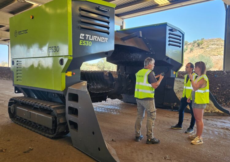 L’Urgell disposa de la primera voltejadora de compostatge 100% elèctrica de Catalunya