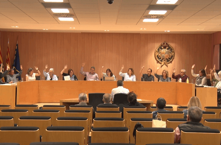 El Ple de Tàrrega es bolca contra la instal·lació de plantes de biogàs al territori