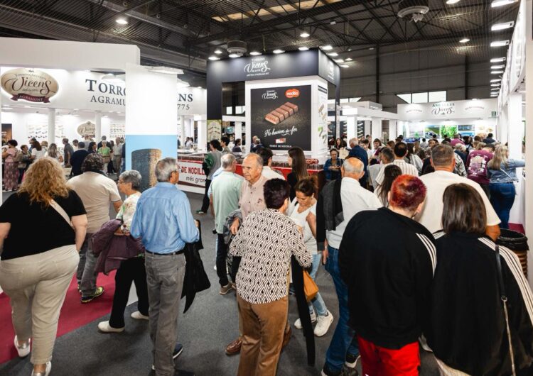 La 36a Fira del Torró i la Xocolata a la Pedra torna a omplir Agramunt