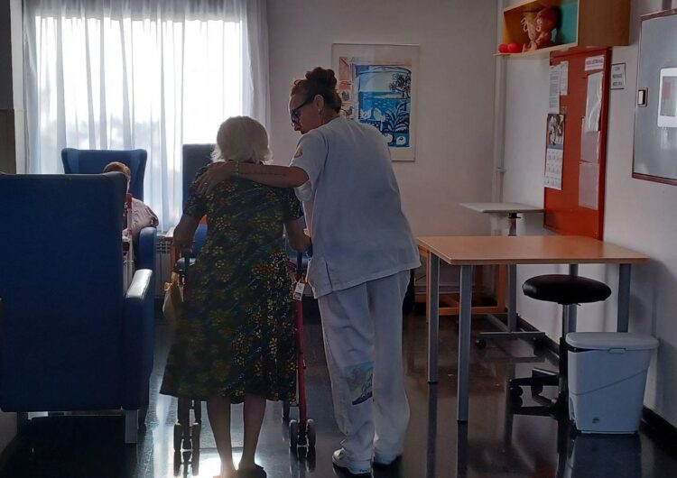 Catalunya desplega l’atenció integrada social i sanitària: més coordinació, més salut, més benestar