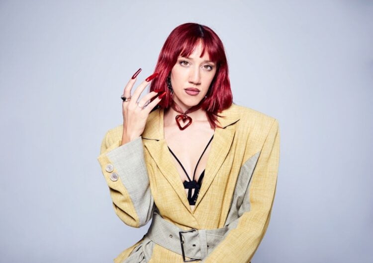 La cantant valenciana Sandra Monfort porta les seves cançons de folk contemporani a Tàrrega