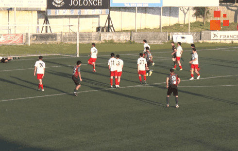 L’Atlètic Vilafranca s’imposa 2-3 a domicili en un partit que ha anat canviant d’amo del joc