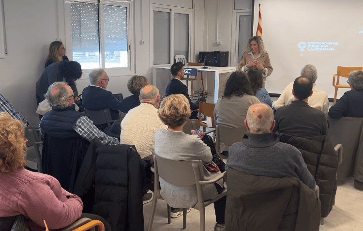 L’AMI presenta la plataforma de Municipis per la Llengua a Agramunt