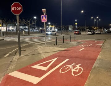 Tàrrega instal·la nous senyals lluminosos en diferents passos de vianants de la travessia urbana de la C-14