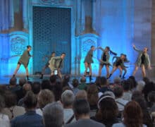 La dansa fa lluir la Plaça Major de Tàrrega