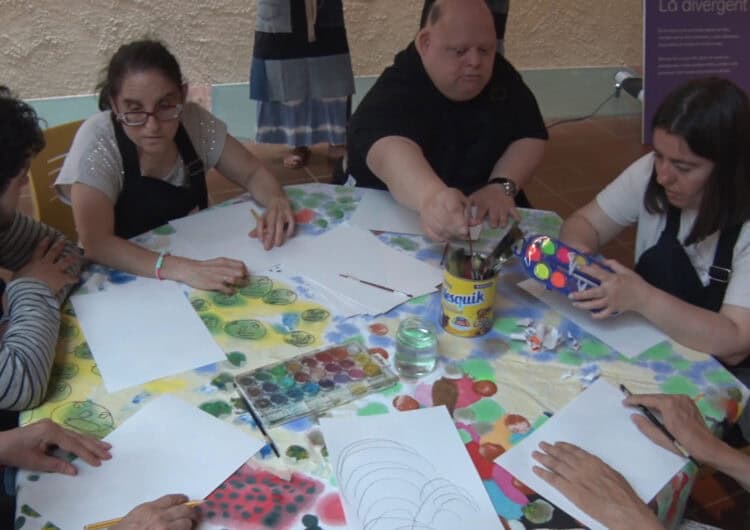L’Associació Alba dona un nou impuls a la creació artística amb La Divergent