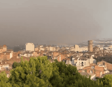 El Paupaterres suspèn la jornada inaugural per l’alerta de confinament derivada de l’incendi de Guimerà