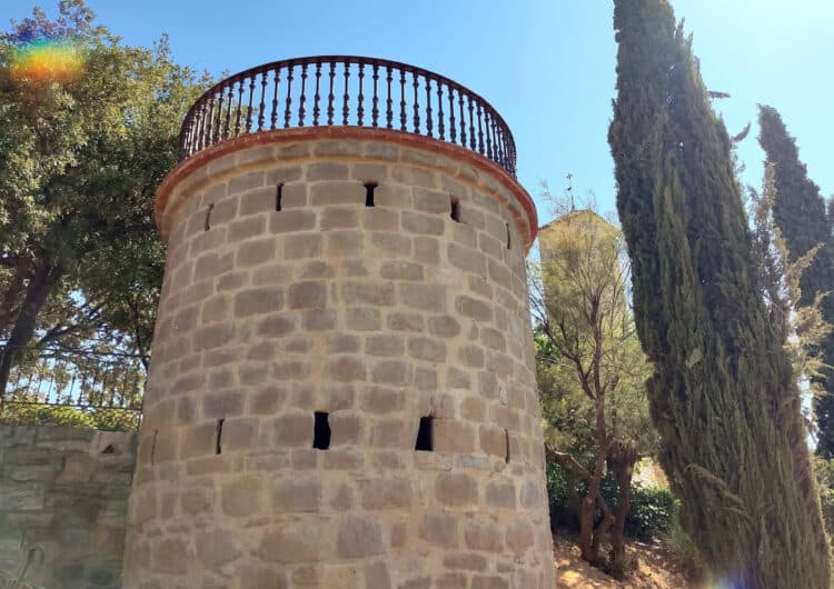 Tàrrega ultima les obres de restauració de dos torricons del Parc de Sant Eloi