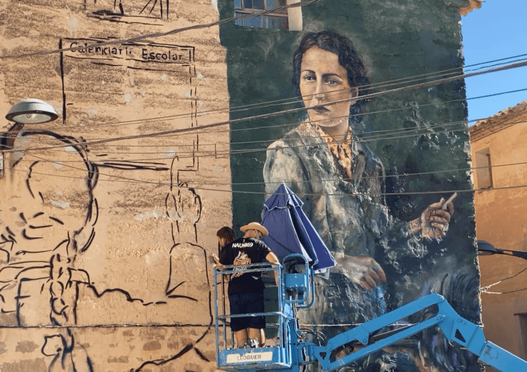 ‘Pioneres i singulars’ porta als carrers la història de dones referents de Ponent