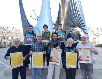 Inici del Correllengua a Tàrrega que combina la reivindicació de la llengua amb la figura de Josep Maria Espinàs